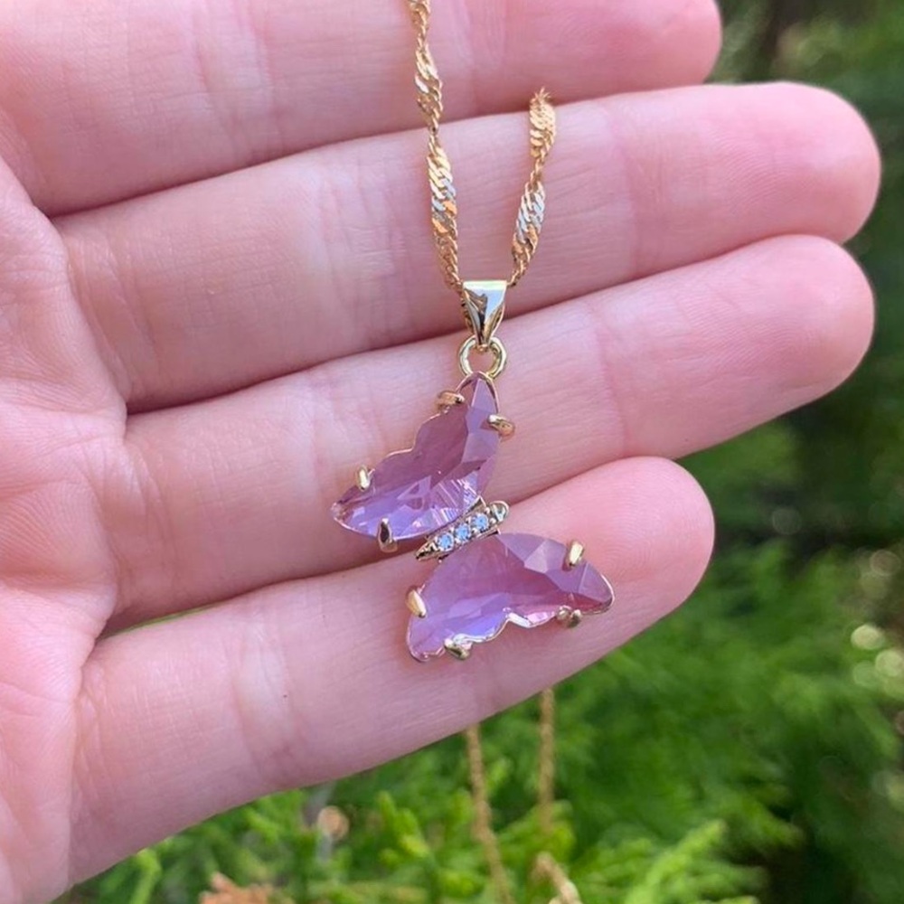 Elegant Gold and Purple Butterfly Pendant Necklace - 18” ⭐️ NEW